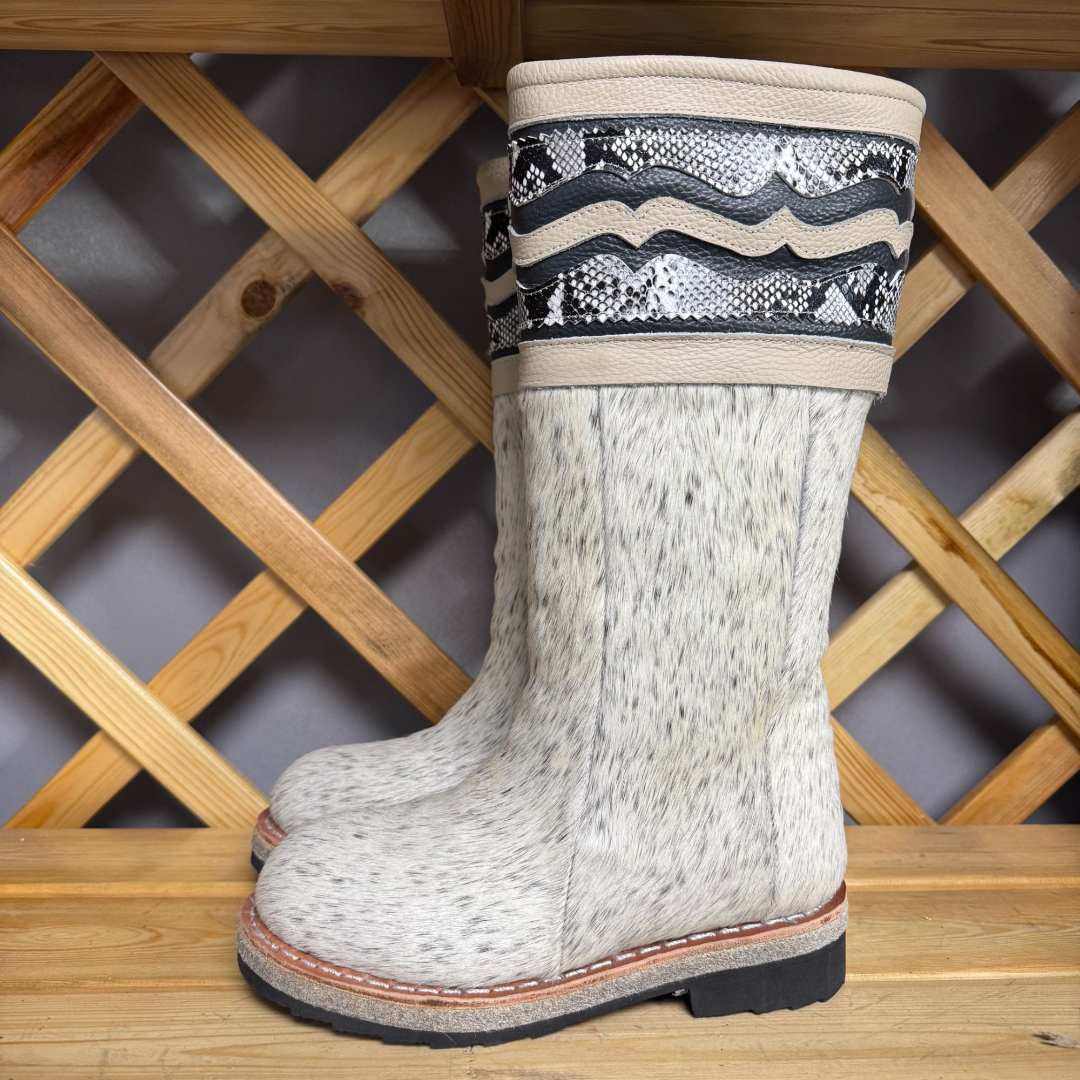 女士时尚雪地靴保暖防滑高筒靴缝制高筒平跟女鞋20-97