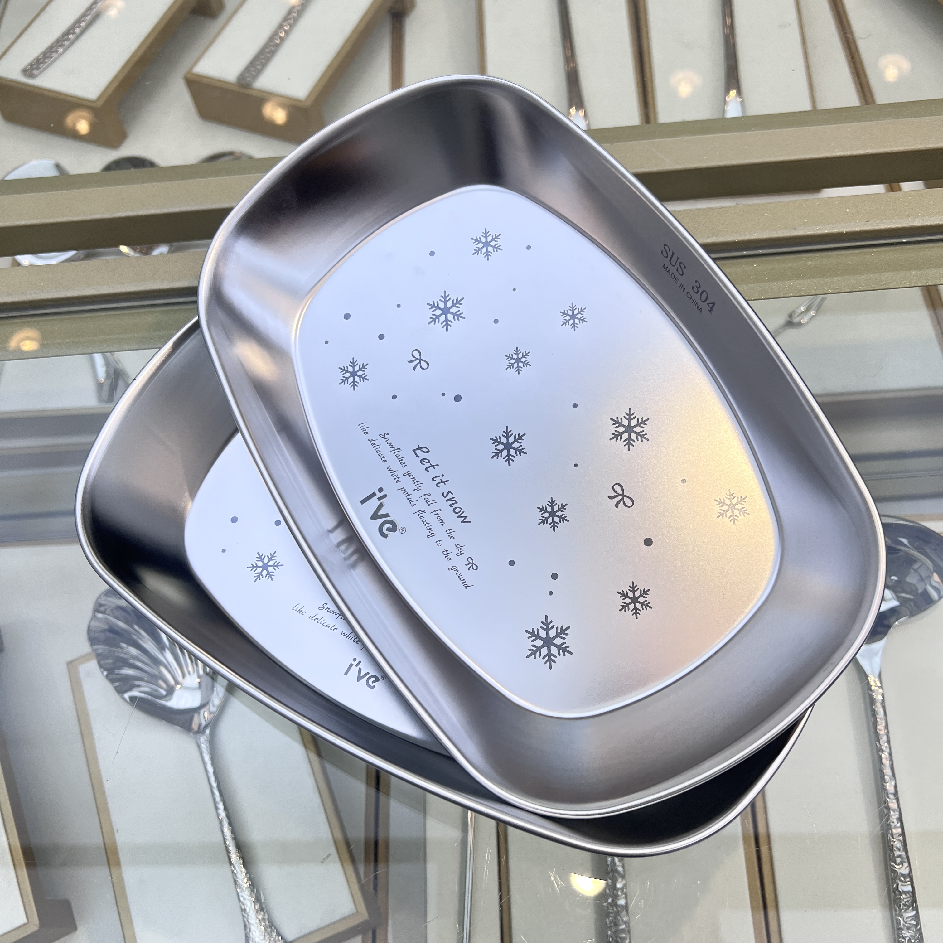 德国ive/304食品级不锈钢菜盘水果蔬菜方盆哑光雪花盘户外露营盘