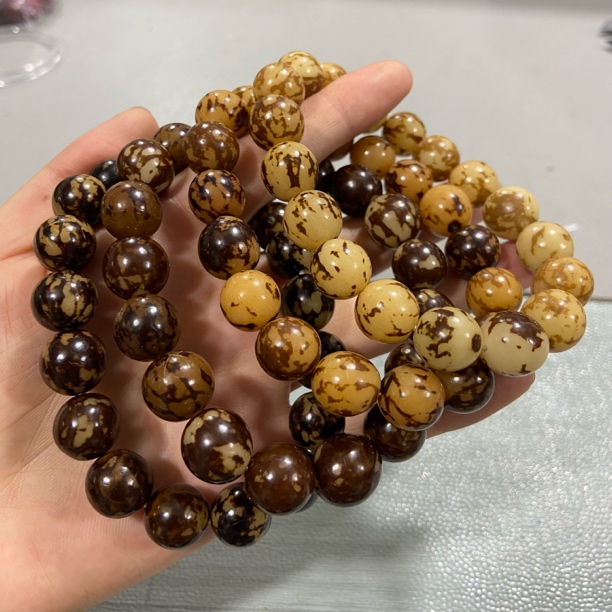 P758自然阴皮 花根菩提随型珠 带原皮 芽眼款 单圈手串