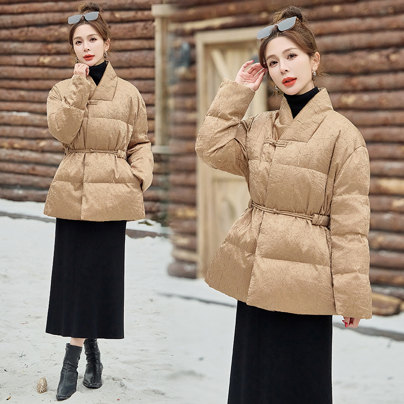新中式国风提花羽绒服女2025冬季新款复古盘扣收腰白鸭绒短款外套