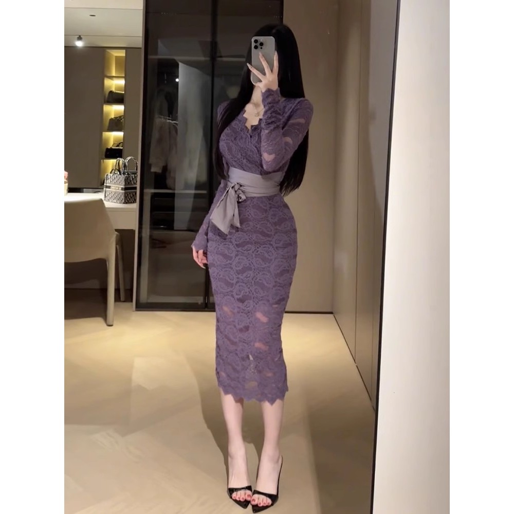 性感纯欲V领束腰长袖连衣裙女修身显瘦蕾丝包臀中长裙子包臀裙