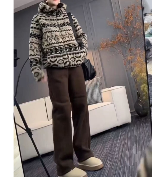 时尚潮流百搭精品女装dgd6390