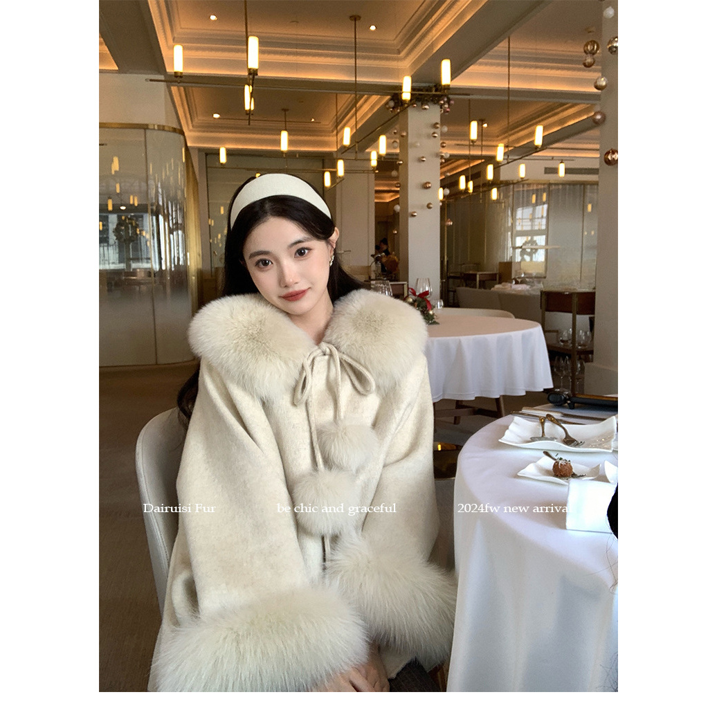 初雪斗篷/狐狸毛领宽松斗篷羊毛大衣女慵懒风双面呢子袖口毛外套