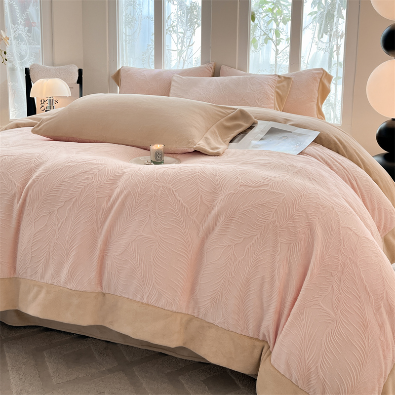 加厚雕花绒A类宽边四件套牛奶绒被套床单双面绒25床上用品4