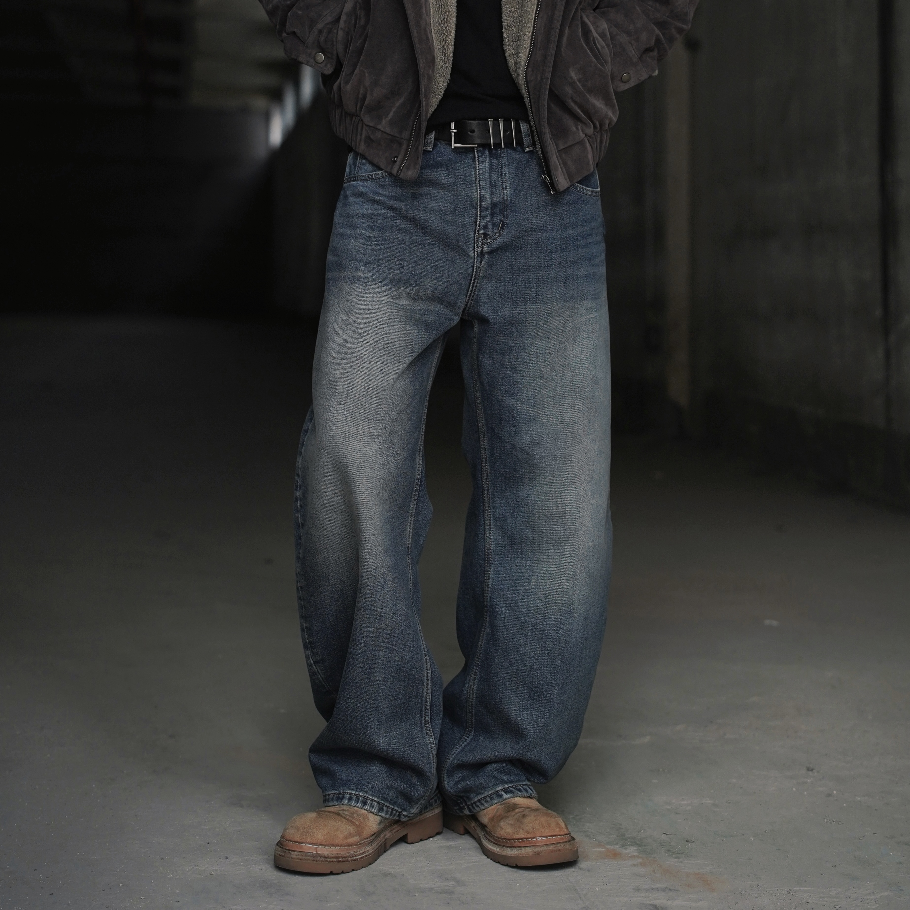Unholism 【加绒】美式复古水洗休闲灰蓝弯刀阔腿牛仔裤