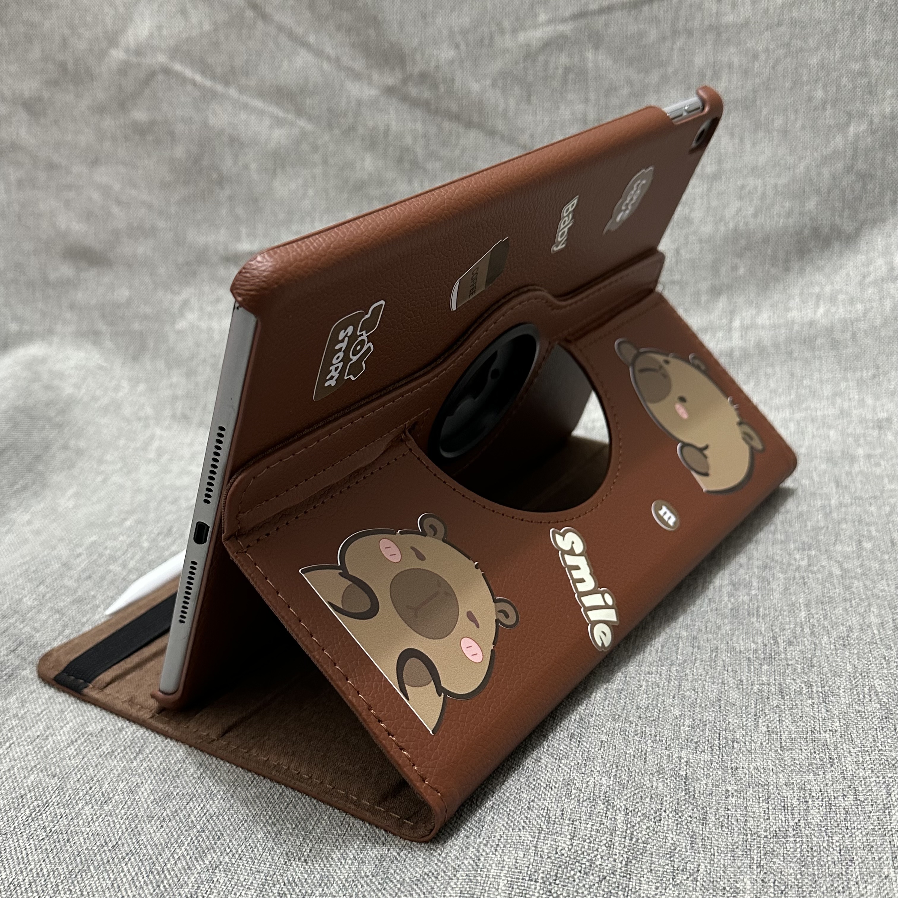 卡皮巴拉360旋转皮套适用ipad保护套pro11壳10.2寸苹果air4/5/6壳