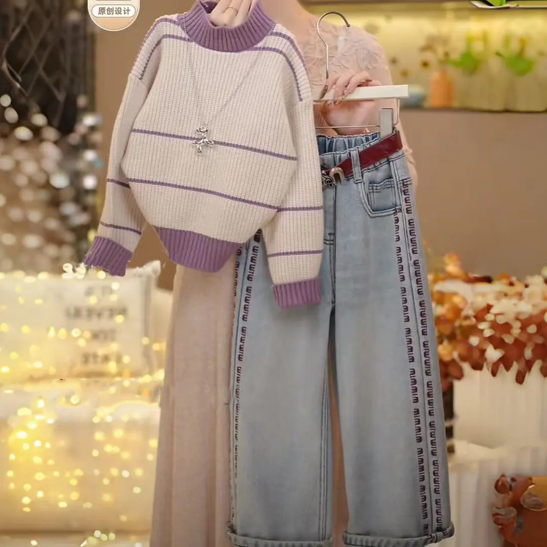 女童2025冬季韩版新款圆领毛衣拼条纹针织加绒牛仔裤套装5927