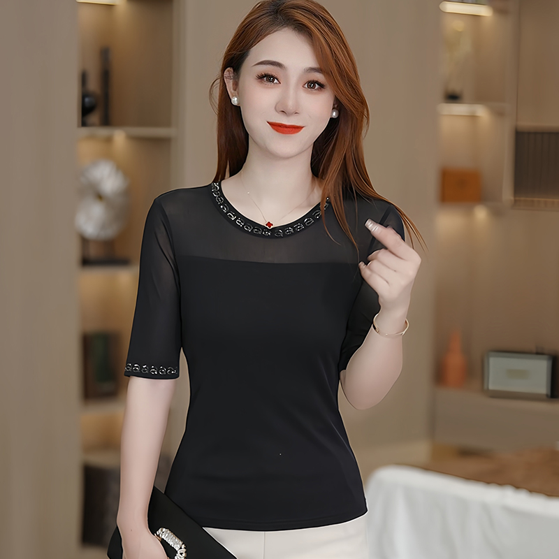 2025秋季新款五分袖圆领烫钻T恤修身显瘦时尚洋气百搭小衫上衣潮