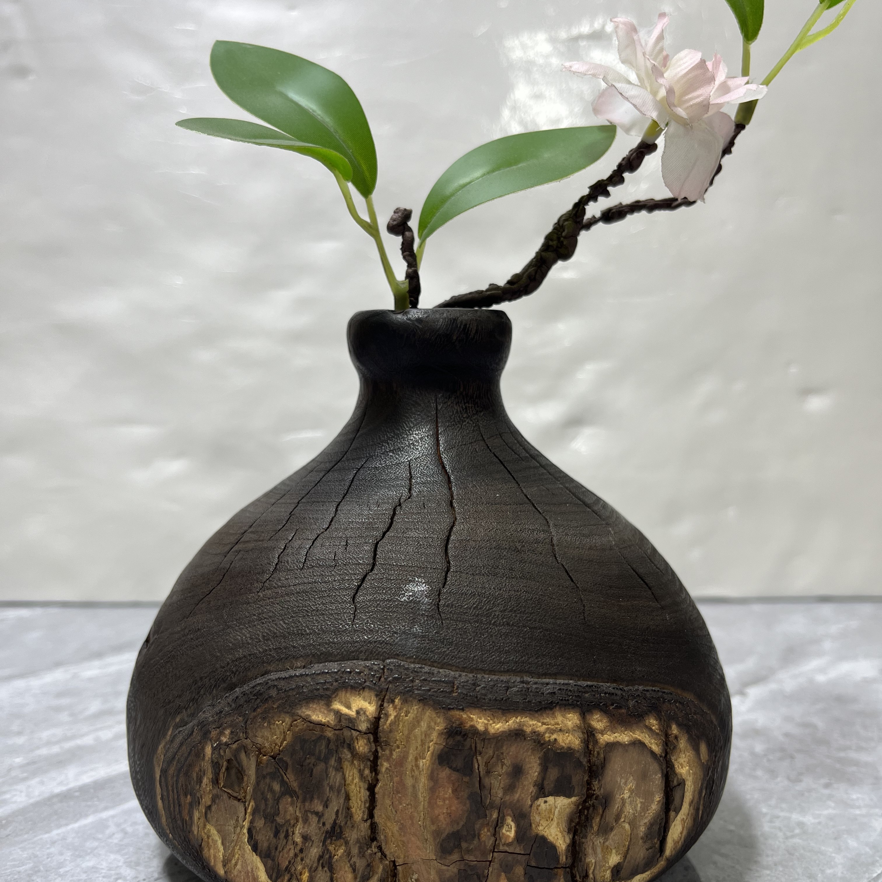 碳化香樟木小花瓶木制工艺品摆件一物一拍