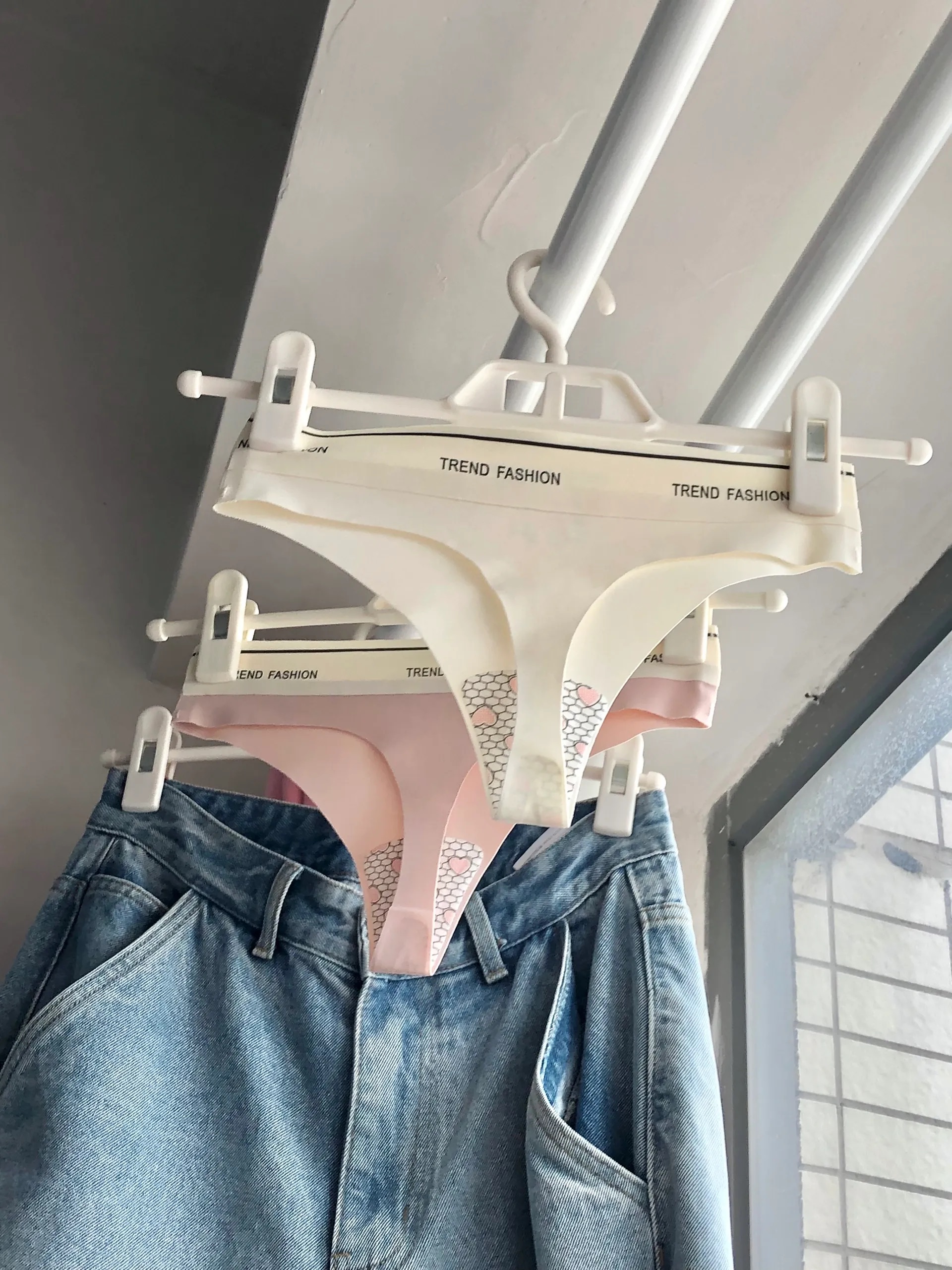 中低腰冰丝性感火辣纯欲大码无痕内裤裤女少女·温感瑜伽内裤时尚