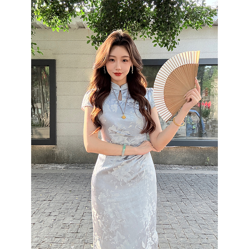 凌茜恣禾【蓝阔】国风新中式蓝色花纹旗袍连衣裙气质高级感修身旗袍