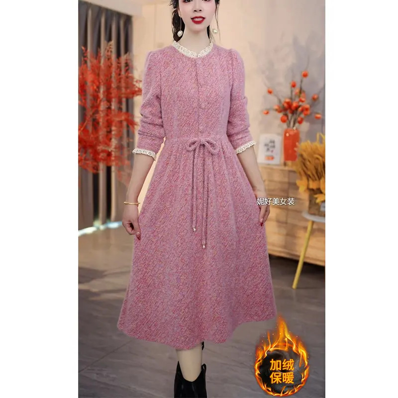 妮好美女装2025冬季中长款时尚女士花色加绒连衣裙气质修身显瘦