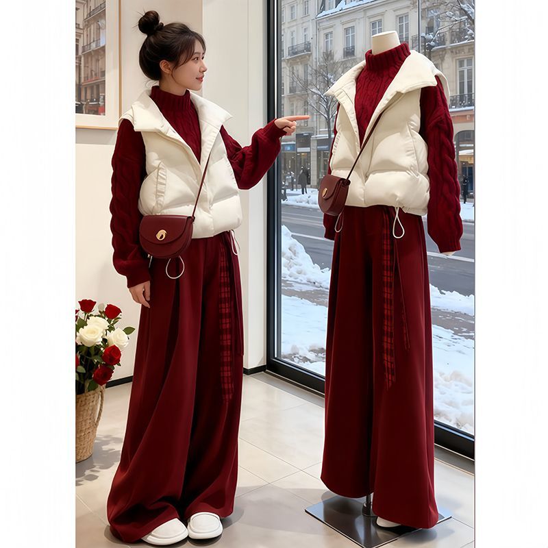 2025秋冬休闲套装女红色针织毛衣棉服马甲外套搭显瘦阔腿裤三件套