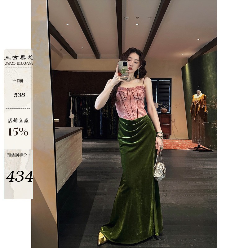 三吉黑花【叙兰时】新中式扎染吊带连衣裙子假两件拼接丝绒长裙潮