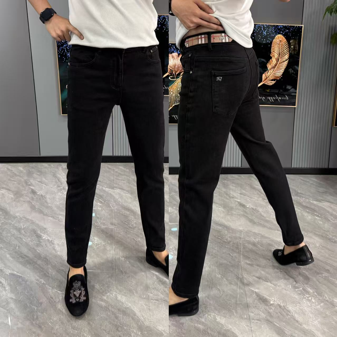 男士牛仔裤弹力修身黑色小脚裤男秋季新款休闲男裤简约百搭长裤男