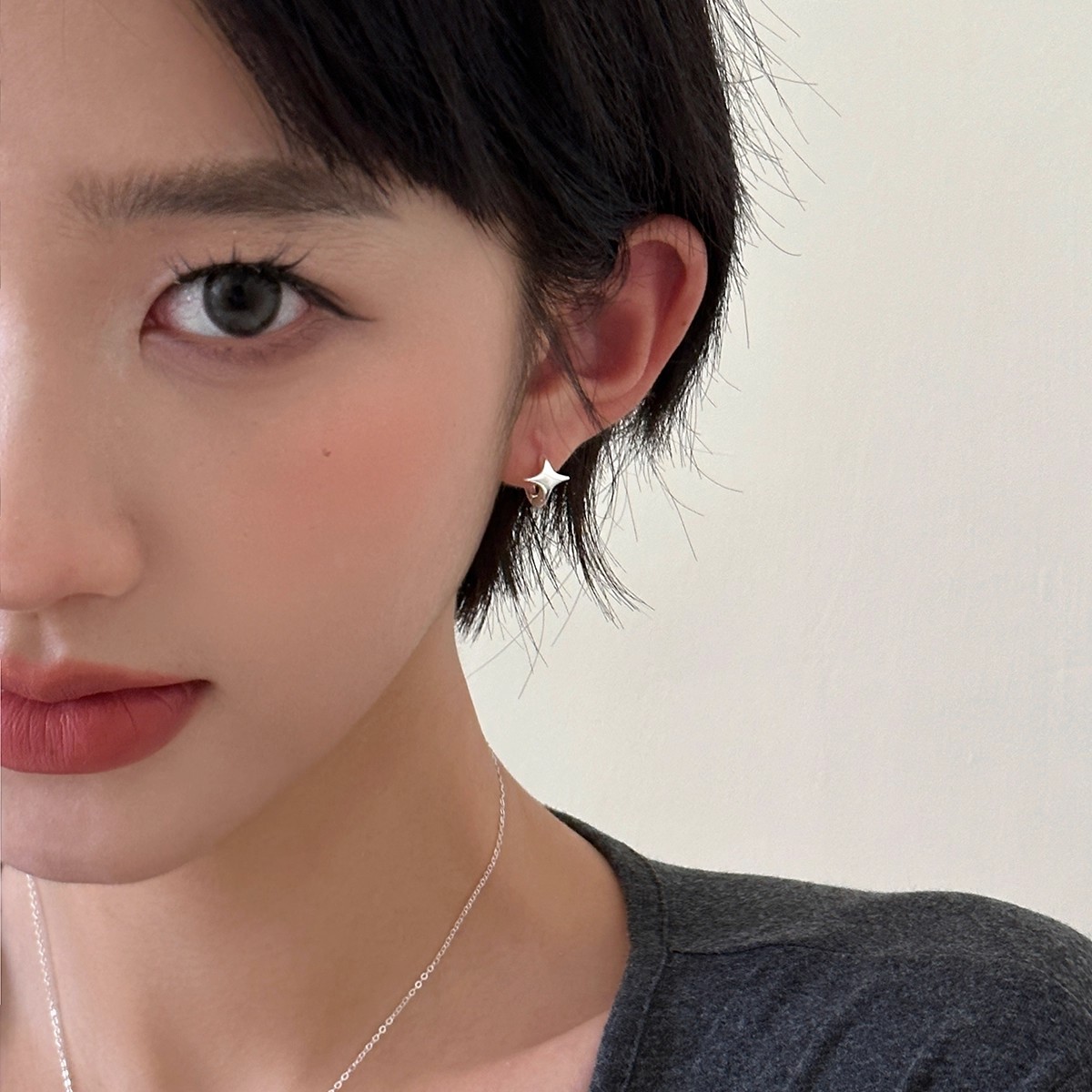 合金耳饰 925银针四芒星圈圈耳环女小众设计高级感耳圈耳扣耳钉