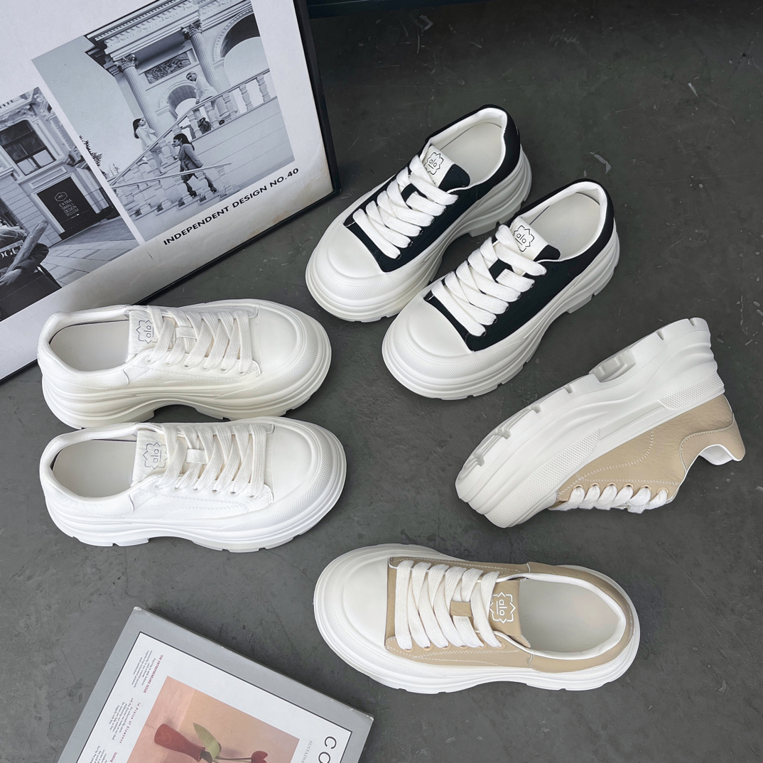 2026新款全皮厚底休闲板鞋