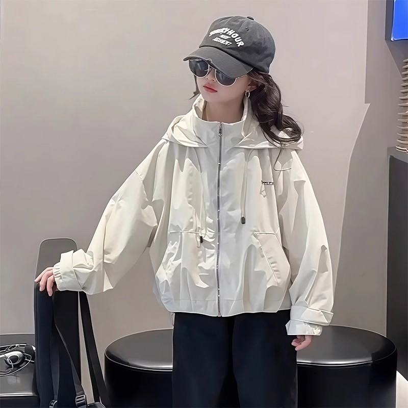 女童秋装外套2025新款大童连帽冲锋衣春秋6-12岁儿童休闲夹克上衣