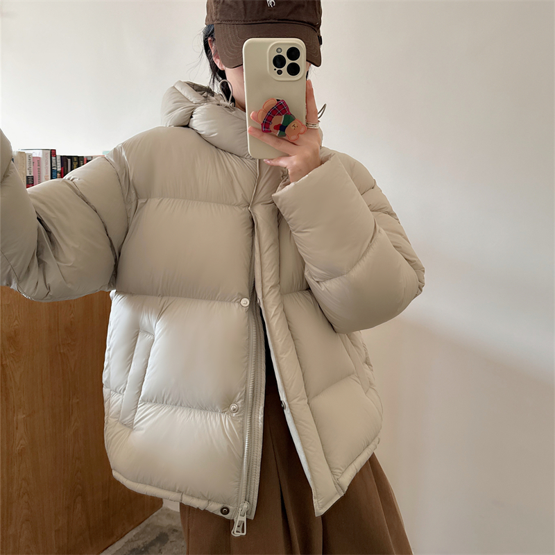 米色短款羽绒服女2024冬季新款小个子高级感连帽云朵白鸭绒面包服