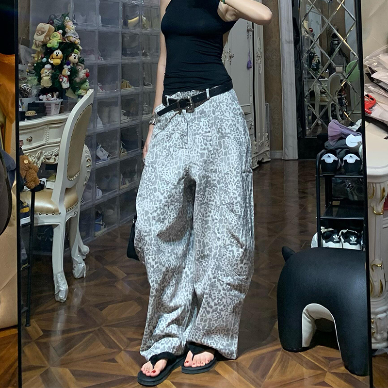 辣妹复古设计感豹纹弯刀牛仔裤女秋季新款廓形松弛慵懒宽松阔腿裤