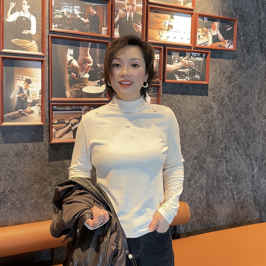 【卿她】新款半高领满天星长袖百搭磨毛长袖上衣