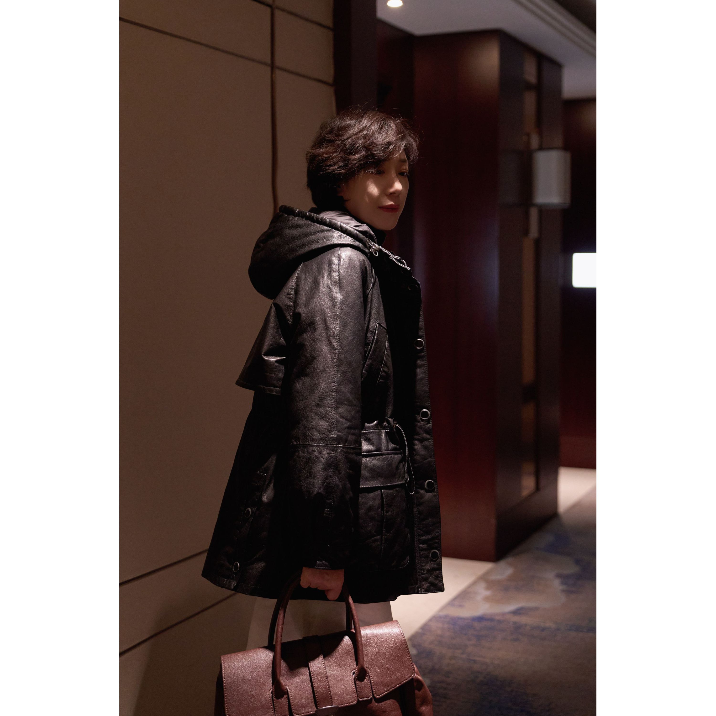 【U.M】加州落日头层牛皮抗风保暖加厚收腰显瘦90鹅绒外套鹅绒服