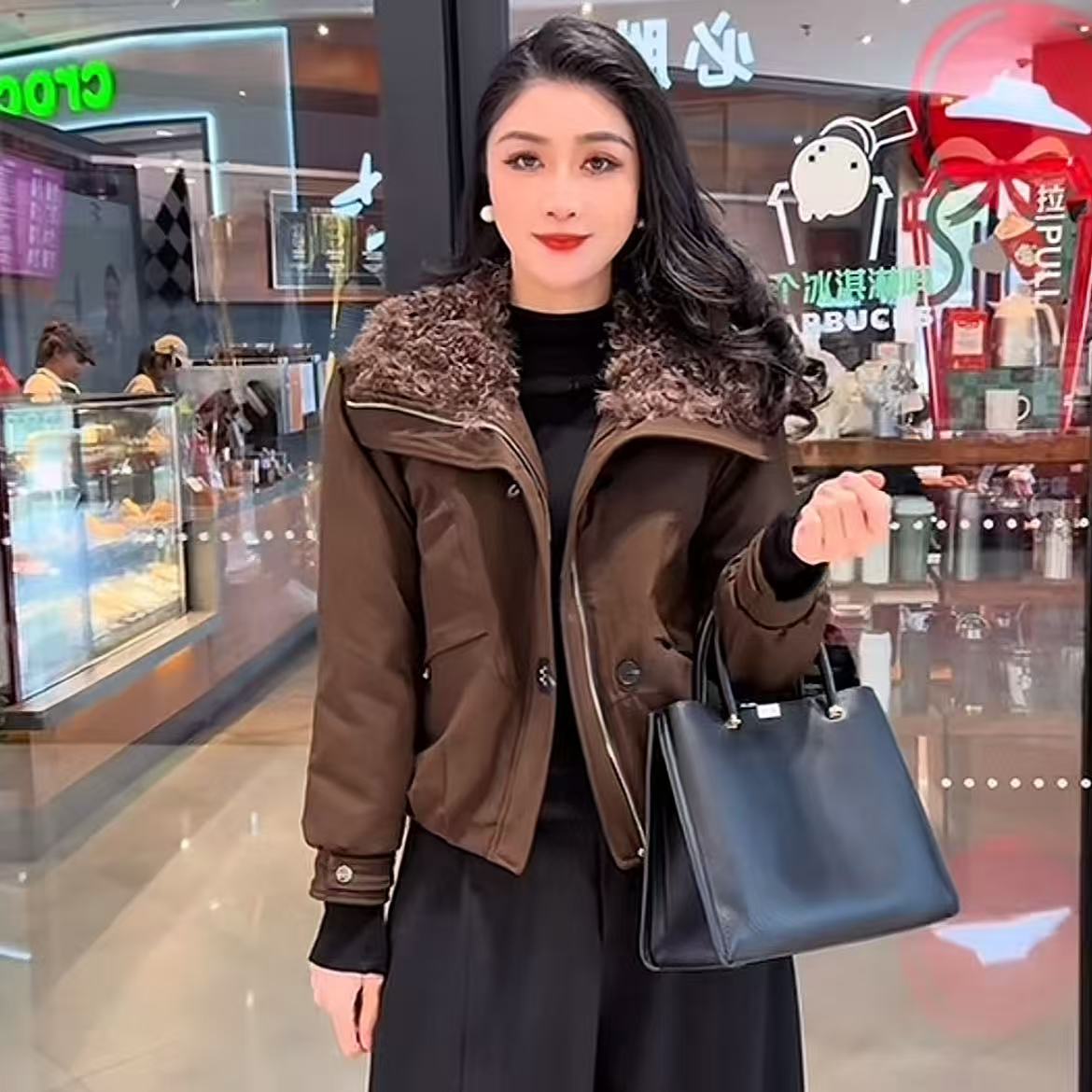 【众帆女装】时尚冬季保暖短款翻领常规百搭保暖外套