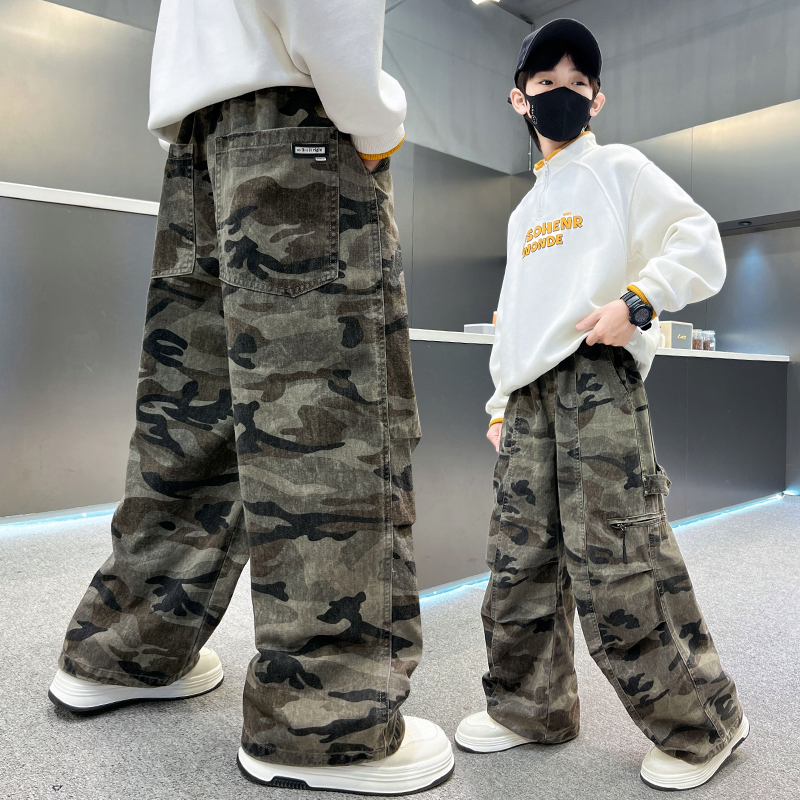 男童迷彩裤子春秋款2025新款潮酷户外工装裤中大童秋季阔腿休闲裤