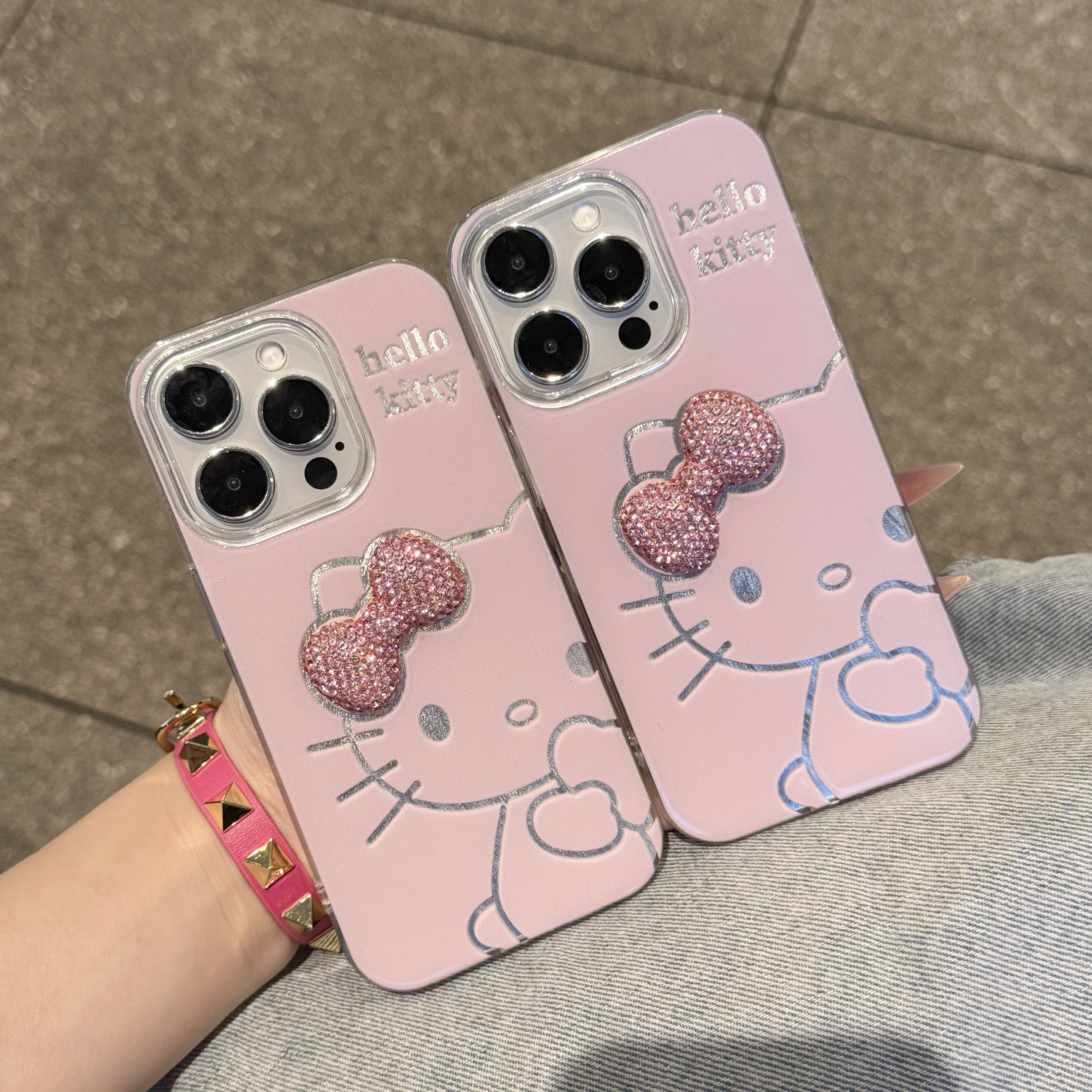 奥菲顿粉钻蝴蝶结抱心kt适用苹果16/15羽纱手机壳华为小米vivoppo