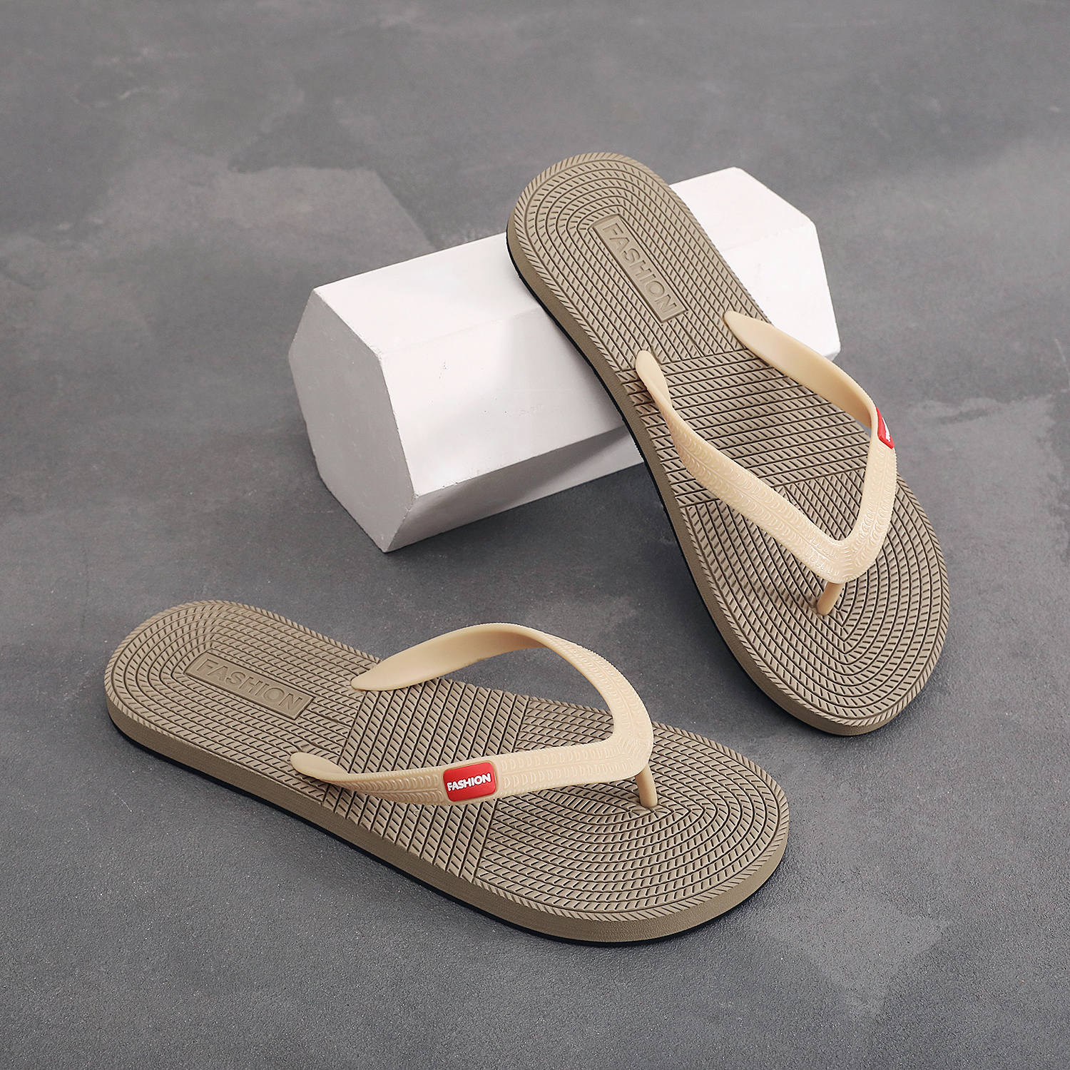 男士软底橡胶人字拖男夏季防滑耐磨夹脚沙滩拖鞋外穿休闲时尚拖鞋