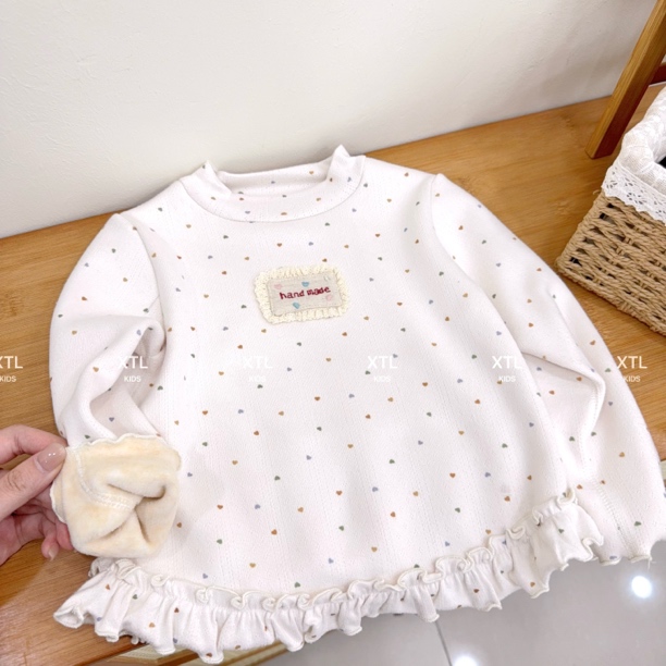 【XTL】2025（必拍款）彩色爱心木耳边蚕丝羊绒无骨打底衫90173