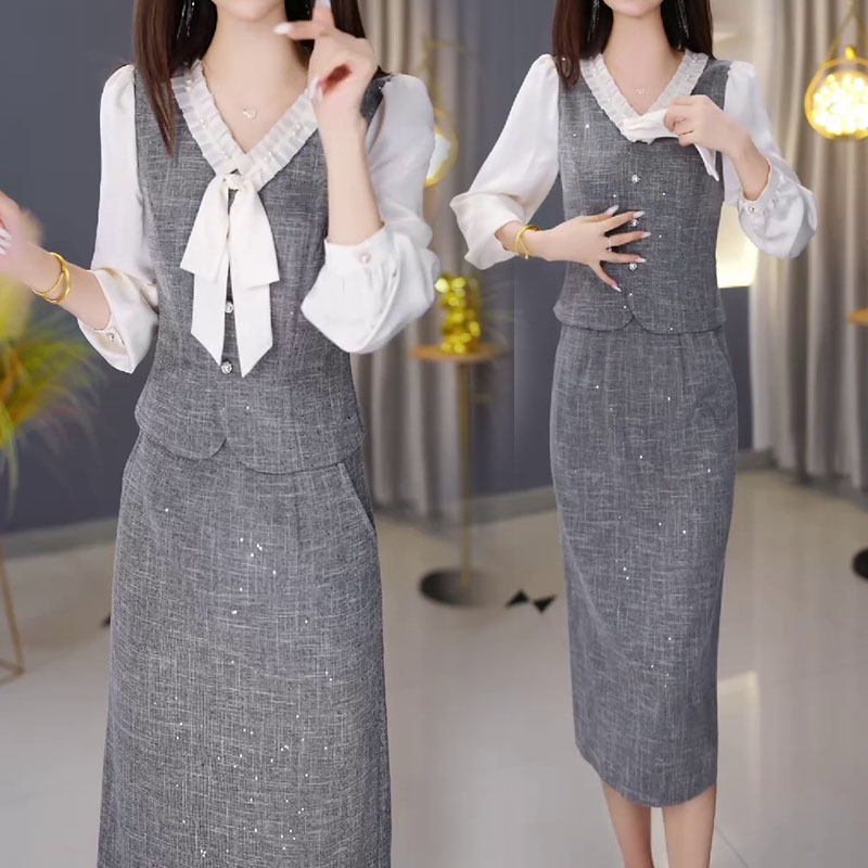 假两件拼接长袖连衣裙2025早秋新款设计感小众休闲显瘦遮肉中长裙