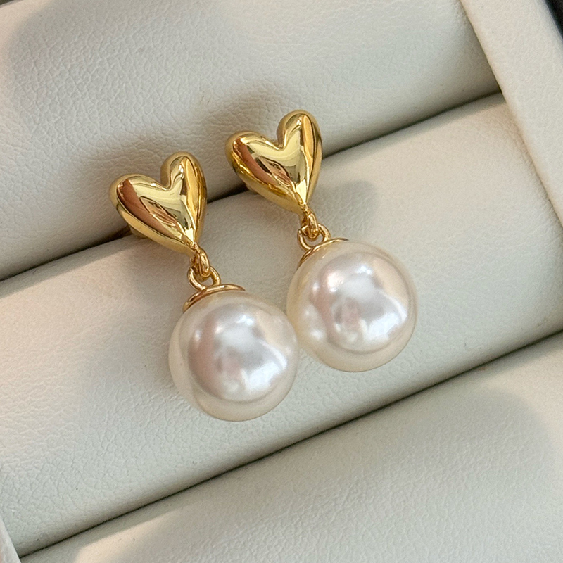 铜合金仿珍珠耳饰 小爱心气质甜美风高端正圆强光高级耳钉女1987
