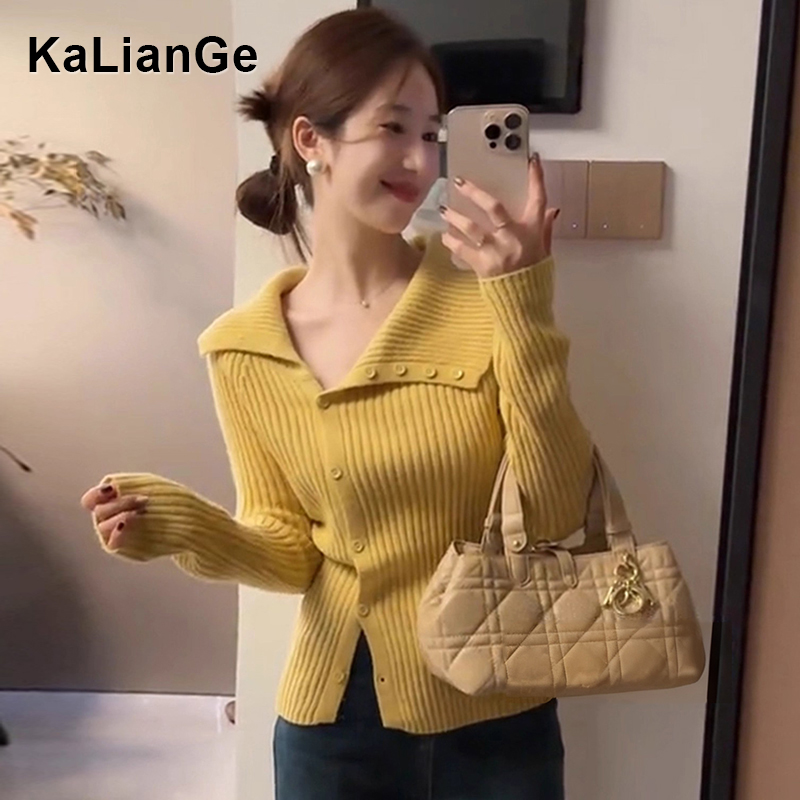 卡莲格/大码女装设计感不规则翻领毛衣外套秋季显瘦针织开衫上衣