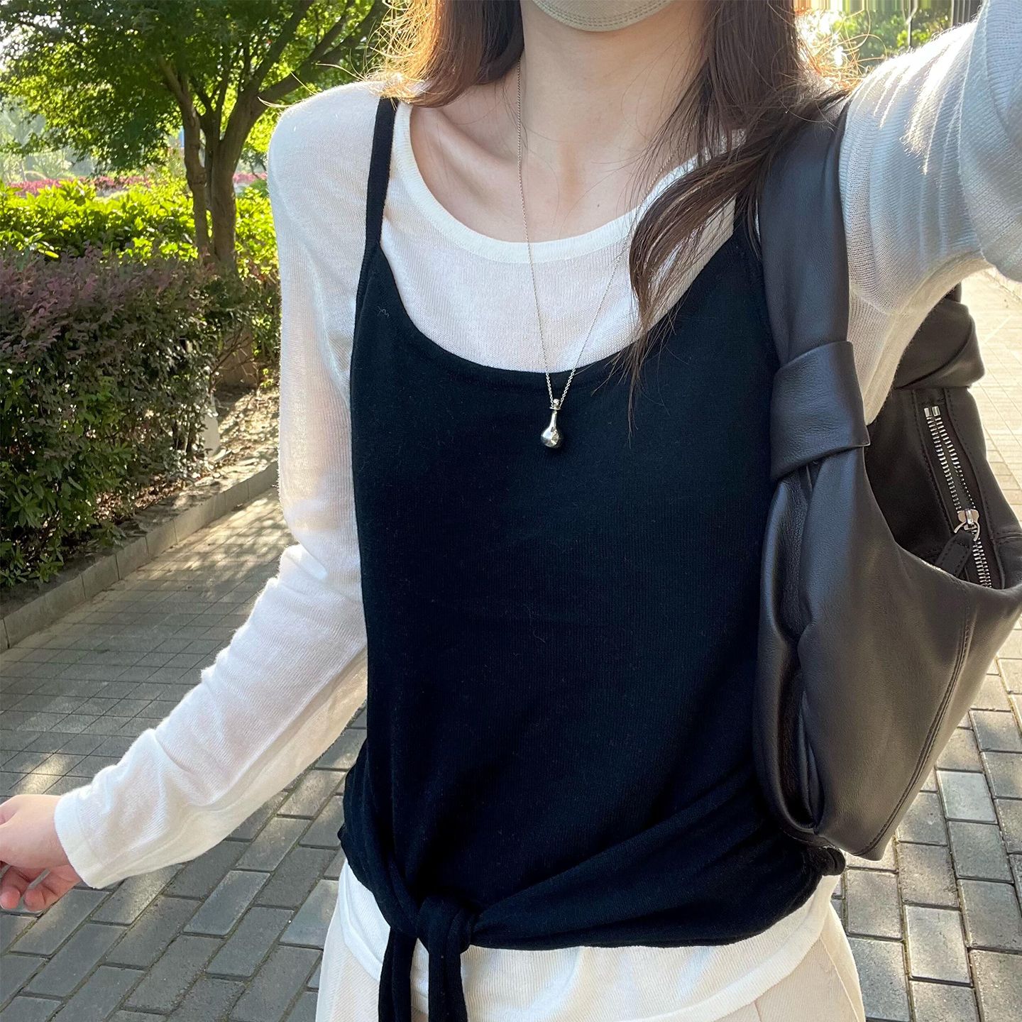 韩系慵懒感穿搭叠穿长袖T恤女秋季新款巨好看设计感背心套装上衣
