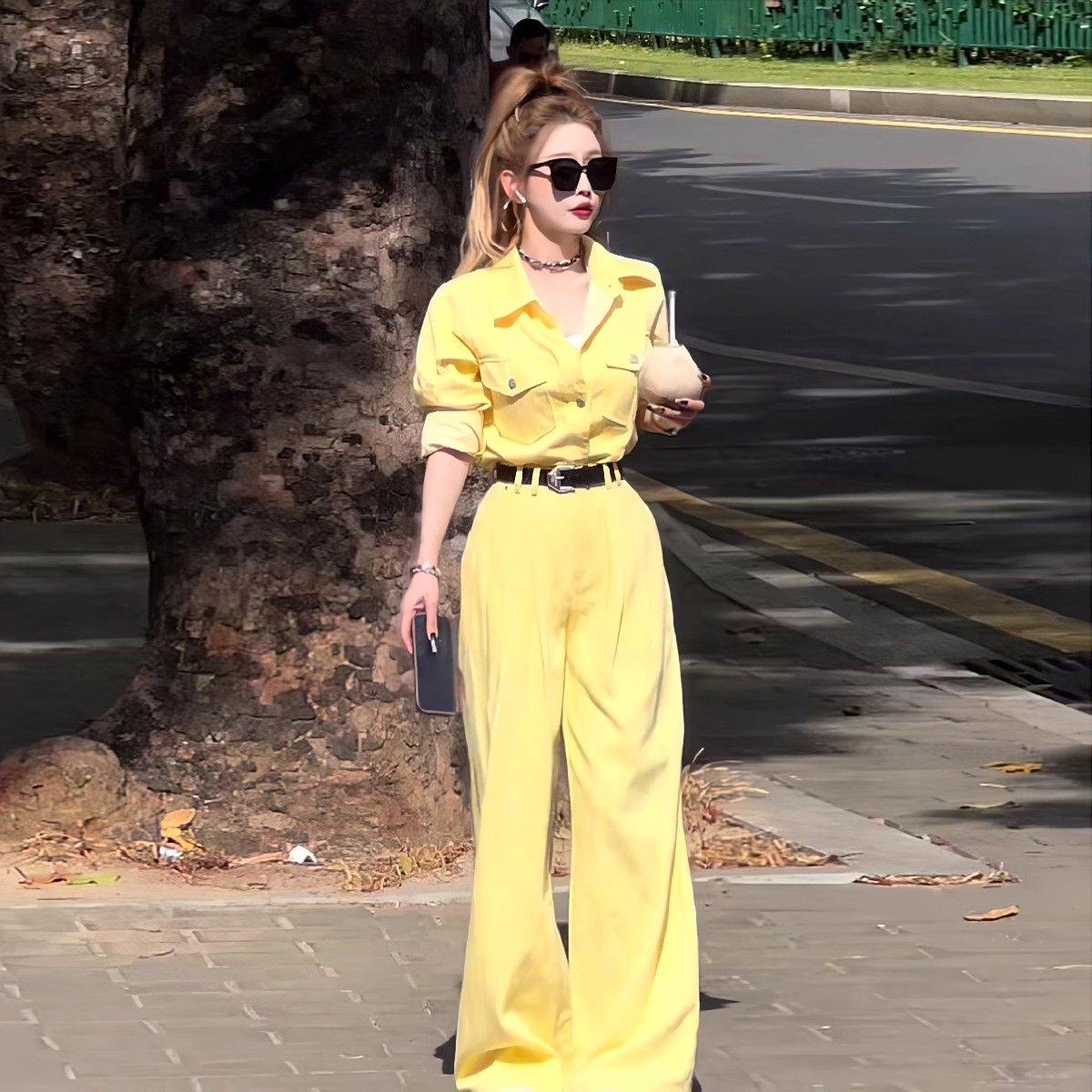 黄色工装长袖连体裤女2025春秋款气质翻领收腰显瘦阔腿连衣裤长裤