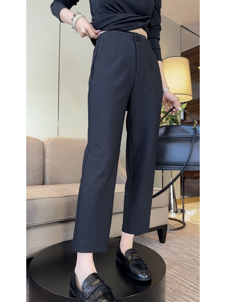 秋季新款时尚休闲裤女2025大码宽松显瘦遮肉设计感九分直筒休闲裤