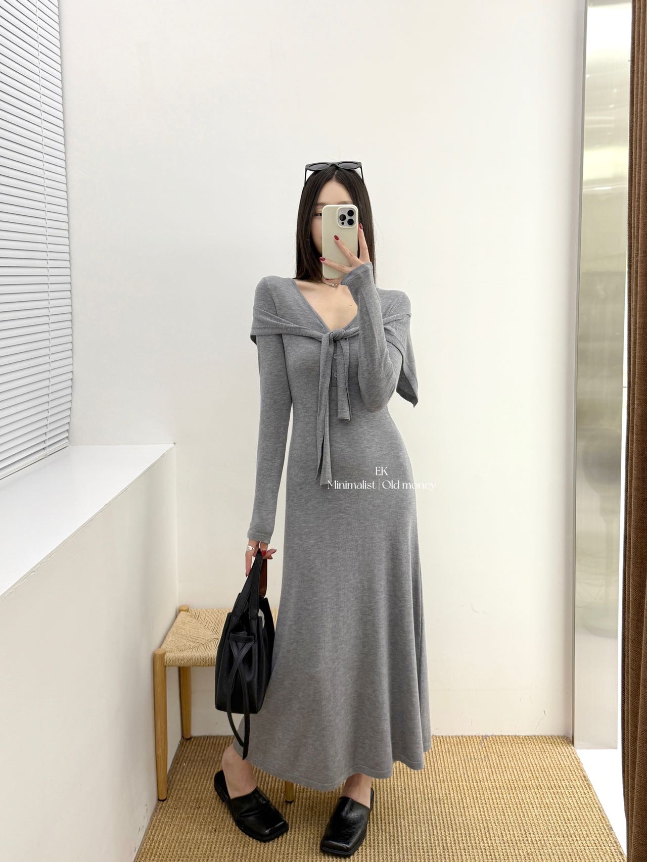 极简高级披肩V领长裙女早秋新款气质显瘦长袖连衣裙1185