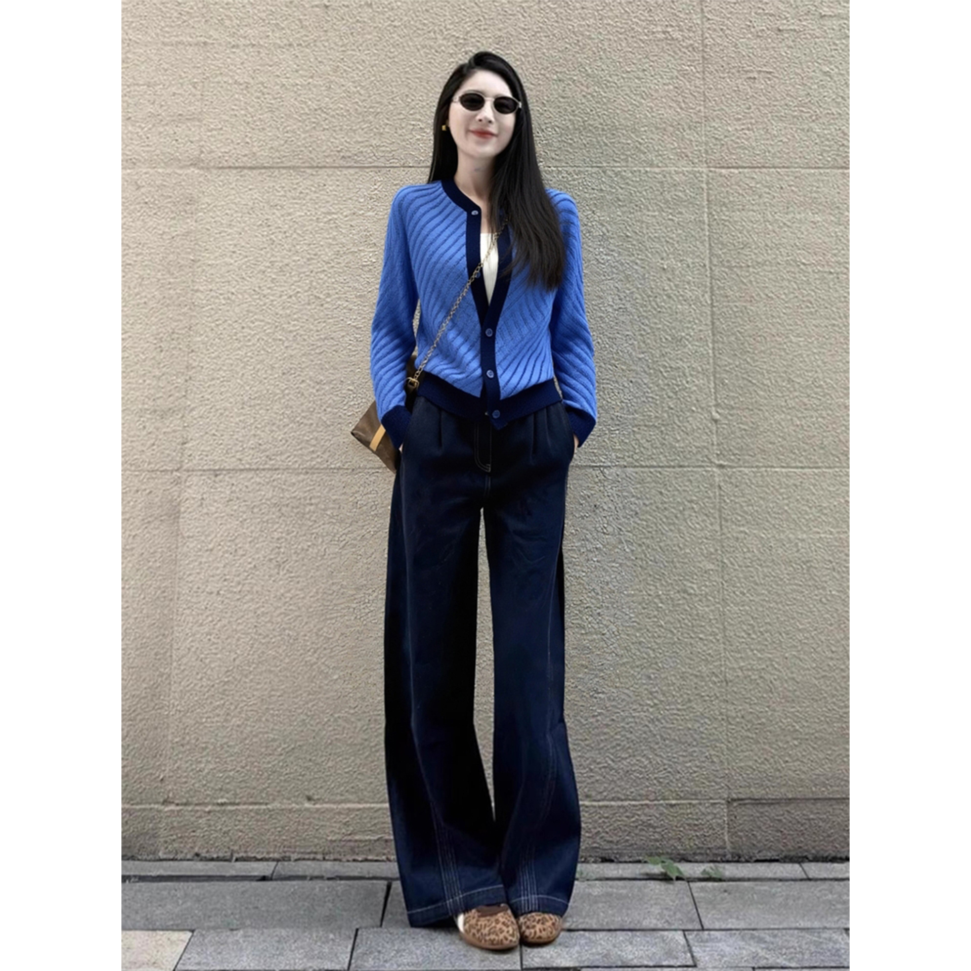 早秋氛围感穿搭韩系chic高级感独特超好看针织开衫阔腿裤两件套女