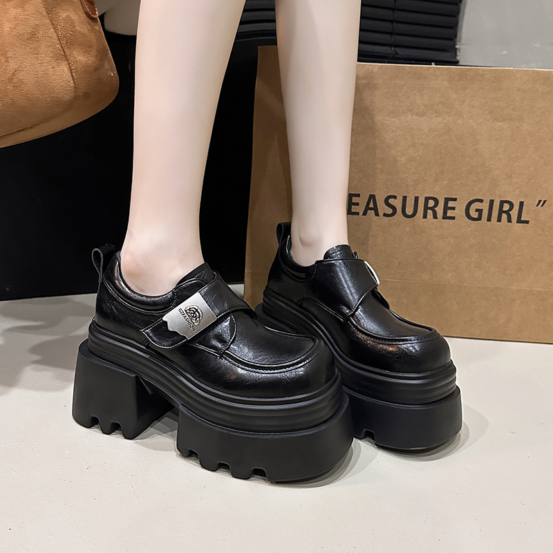 百搭小个子10cm增高2025春秋新款英伦风增高配裙子时尚厚底女短靴