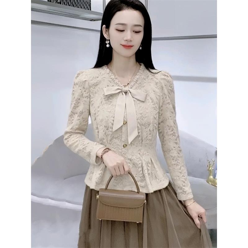 法式气质V领蕾丝衫女秋季新款系带蝴蝶结打底衫百搭甜美上衣7570