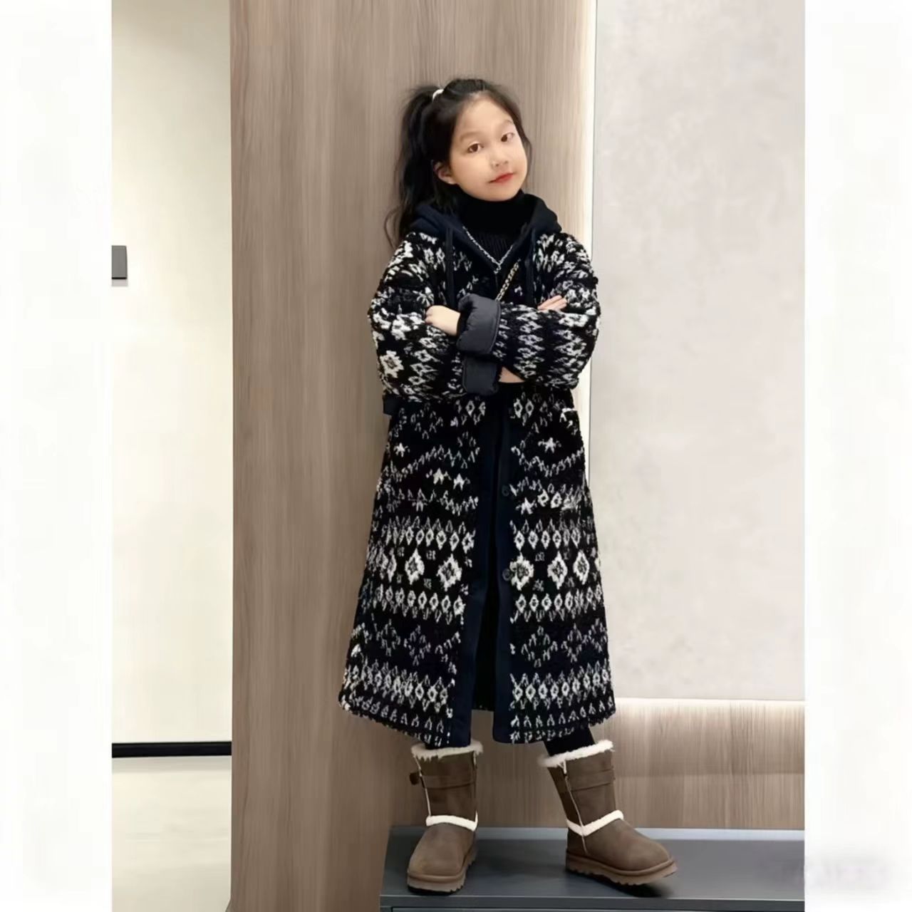 女童加棉毛毛大衣冬季新款儿童连帽宽松百搭费尔风加厚中长款棉服