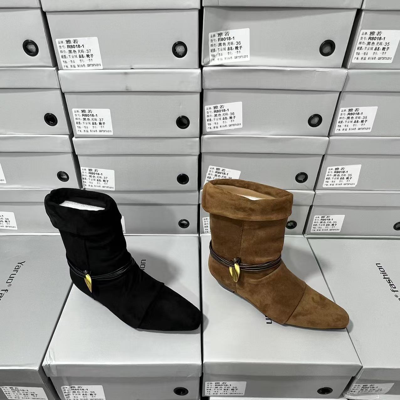 阿丽 8018新款时尚秋冬小众复古尖头女短靴推荐