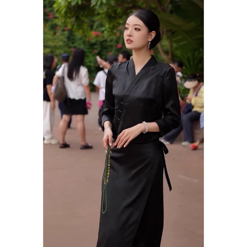 新中式国风改良唐装设计感小众独特精致洋气黑色斜襟盘扣衬衫女秋