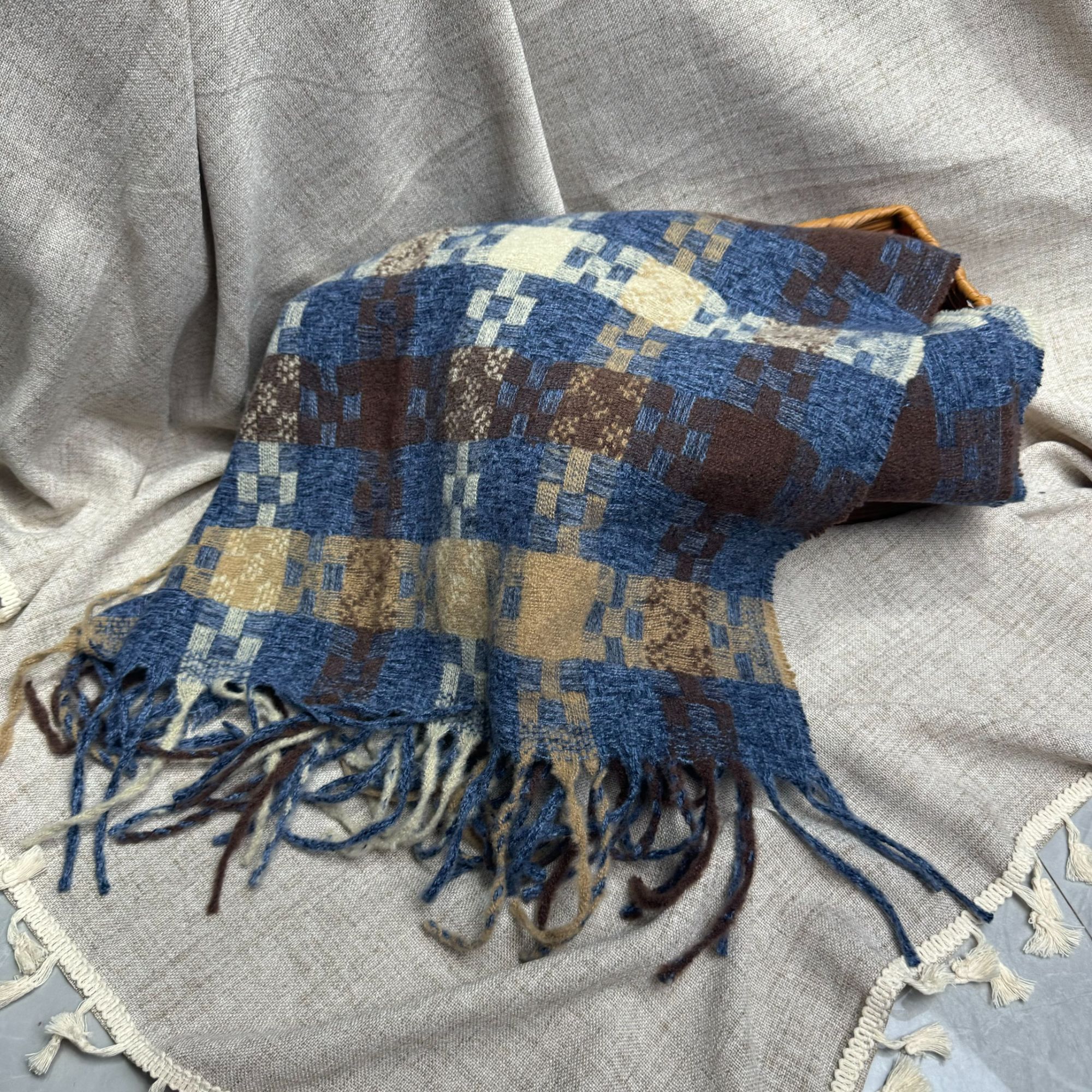 女极简风通勤日常规款围巾流苏格纹格子双面2025新款保暖长款百搭