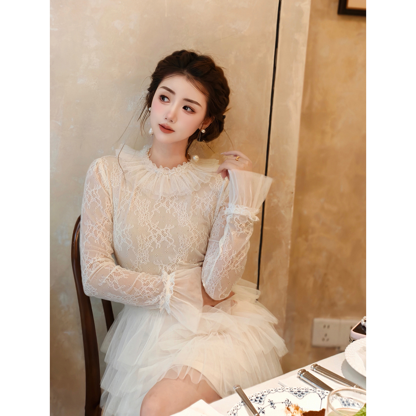 冰冰来了【小步舞曲】纯欲重工蕾丝长袖A字连衣裙修身蛋糕裙27303