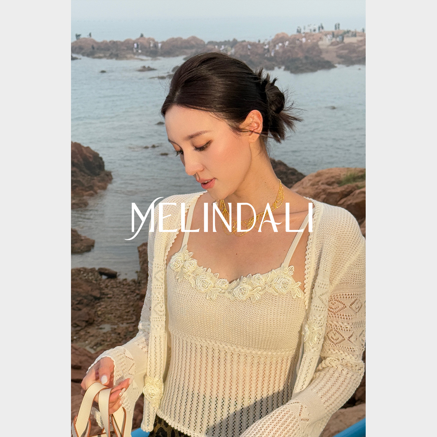 Melinda Li【波西玫瑰】立体钩织玫瑰吊带针织开衫独特漂亮小衫套装