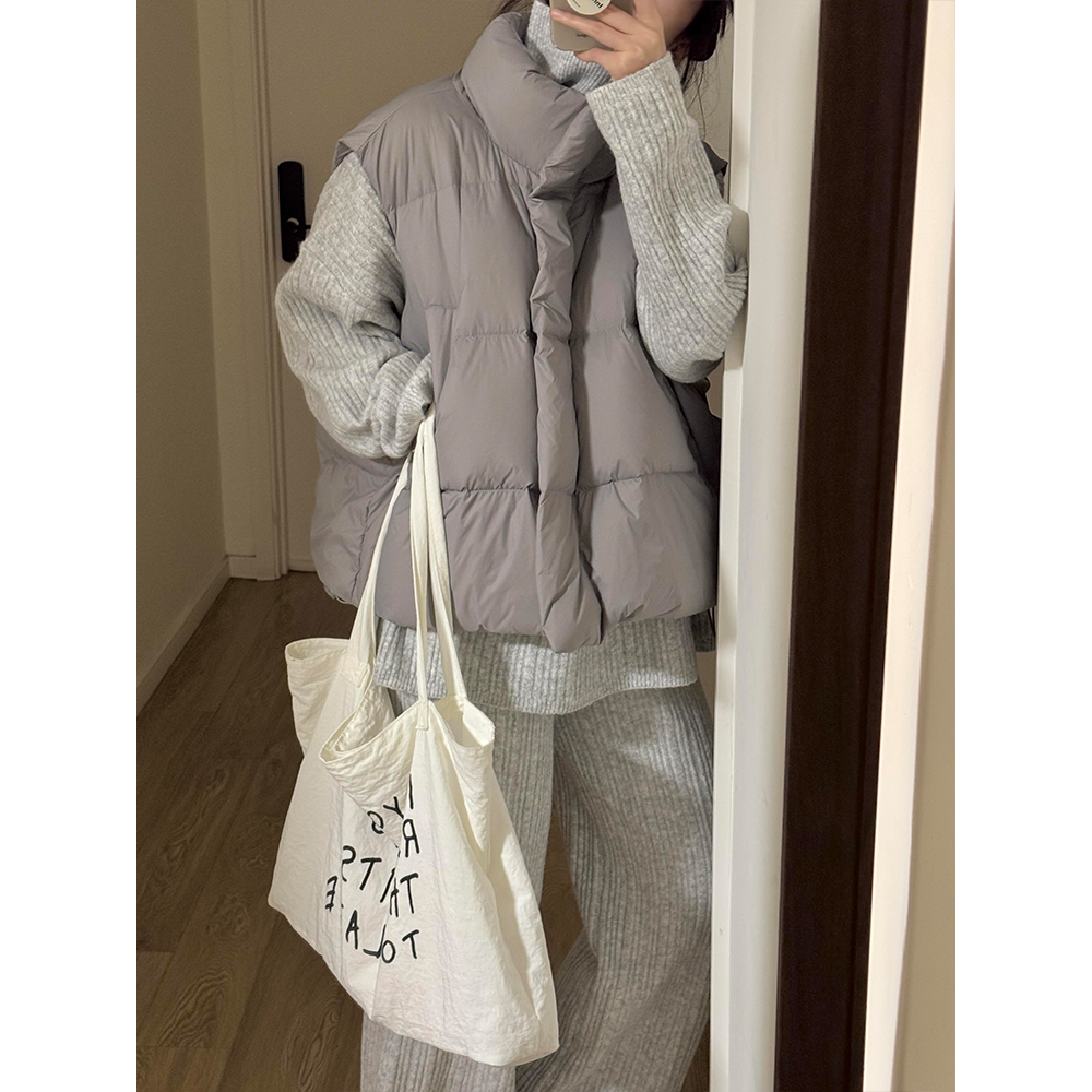 冬装搭配一整套2025新款韩系休闲慵懒棉服马甲叠穿针织三件套装女