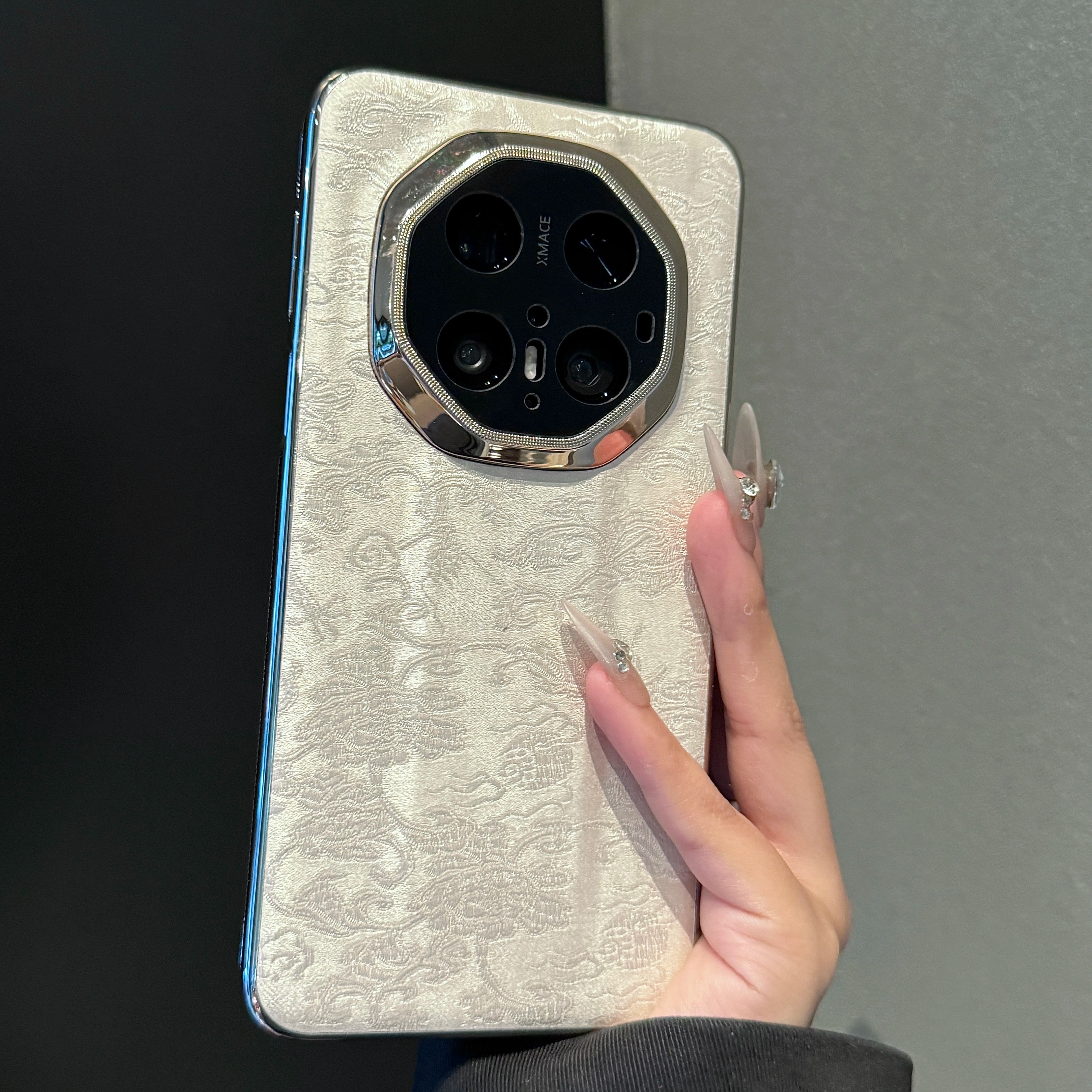 适用于华为mate70rs非凡大师手机壳网红个性镜头全包防摔卡通创意