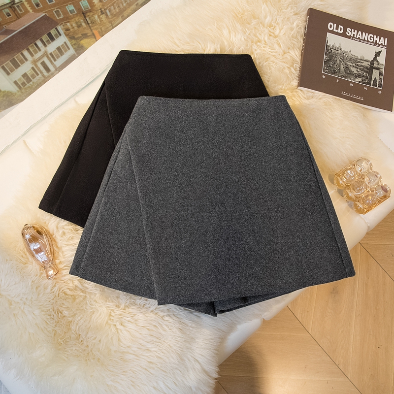 不规则毛呢半身裙裤女2025秋冬防走光高腰a字短裤裙显瘦百搭靴子